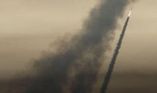إعلام الاحتلال: إطلاق أكثر من 20 صاروخا من لبنان تجاه الجليل الغربي
