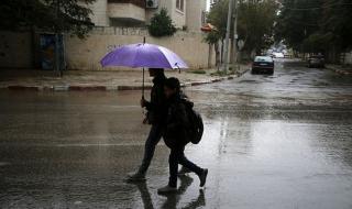 تقلبات جوية حادة في مصر: أمطار رعدية ورياح قوية مع انخفاض درجات الحرارة