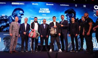 تركي آل الشيخ يعلن أسماء أبطال العالم المشاركين في نزال الملاكمة العالمي