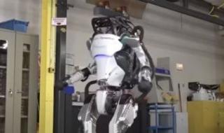 تكنولوجيا: توقف عمل روبوت أطلس الشبيه بالإنسان بعد 11 عاما من الخدمة