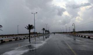 أمطار رعدية ورياح نشطة بمكة المكرمة وعدد من مدن السعودية