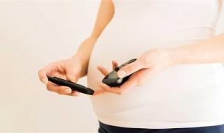 دراسة تكشف علاقة سكر الحمل بإصابة الجنين بفرط الحركة
