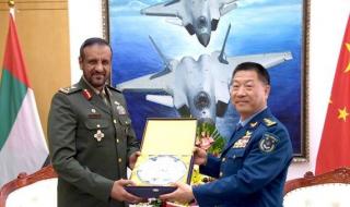قائد العمليات المشتركة يبحث التعاون العسكري مع قائد القوات الجوية الصينية