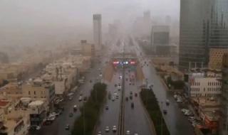 تراند اليوم : بالفيديو.. محلل طقس يكشف عن بداية موعد هطول أمطار غزيرة على مناطق المملكة وتوقعات باستمرارها حتى بداية مايو