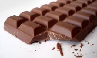 الامارات | فيروس مدمر يهدد إمدادات الشوكولاته في العالم