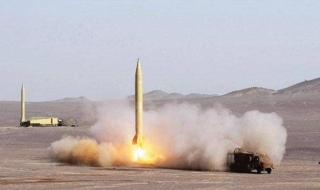 شاهد.. مروحية إسرائيلية تزيل حطام صاروخ إيراني في النقب
