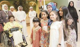 ملكة ولاية باهانج وقرقاش يشهدان العرض السينمائي الأول لفيلم «الأطفال في الإمارات»
