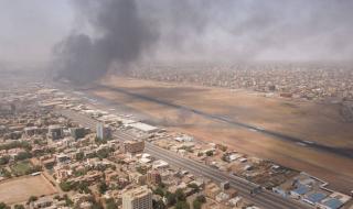 تحركات عاجلة للجيش السوداني.. حاكم الخرطوم يعلن حالة الطوارئ