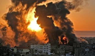 إبراهيم عيسى: لو حماس بتقاوم تتفضل تنقذ معبر رفح الفلسطيني أو تهده على دماغهم