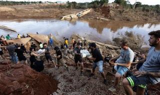 ارتفاع حصيلة ضحايا الفيضانات في البرازيل