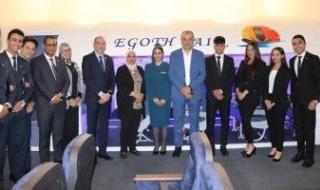 وزير قطاع الأعمال العام يتفقد معهدي "إيجوث" للسياحة والفنادق