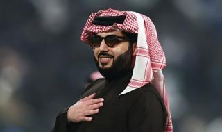 تركي آل الشيخ يتصدر قائمة الأكثر تأثيرًا في الملاكمة والفنون القتالية