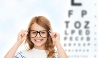 الامارات | دراسة: واحد من كل 3 أطفال يعاني قصر النظر