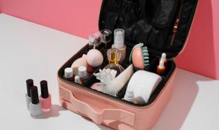 أحدث إصدارات الجمال: مستحضرات لا غنى عنها لفصل الشتاء 2025