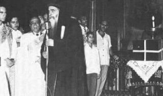 نسيج الوحدة الوطنية.. قصة تعلم البابا كيرلس السادس للإنجيل على يد شيخ مسلم