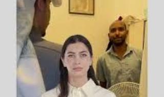 شاهد بالفيديو.. مجموعة من السعوديون يوثقون لكرم شاب سوداني قام باستضافتهم بحفاوة وبشاشة داخل غرفته الصغيرة وعلى مائدة صنعها لنفسه