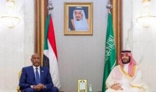 ولى العهد السعودى والبرهان يبحثان مستجدات الأوضاع فى السودان