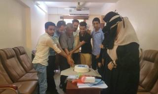 كلية الإعلام بجامعة عدن تدشّن مناقشة مشاريع تخرج طلابها للعام الجاري