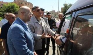 محافظ الجيزة يضبط سائقًا يسير عكس الاتجاه خلال جولة له بطريق بهرمس