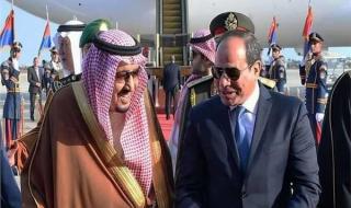 الملك سلمان يشيد بعمق ومتانة العلاقات الأخوية بين مصر والسعودية