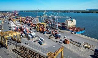 مسؤول أميركي يدلي بتصريح عن الرسوم الجمركية الجديدة