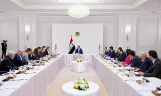 رئيس الوزراء يرد على قضية الديون ويؤكد: مبعوث ترامب عراقي الاصل