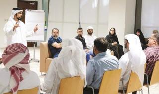 «الموارد البشرية» تناقش توحيد تاريخ الإقامة وعقد العمل