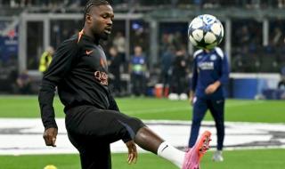 بطولة إيطاليا: المهاجم تورام يعود إلى تمارين إنتر