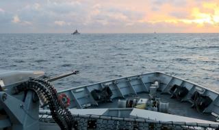 اعتراض سفينة وناقلة روسيتين قبالة السواحل البريطانية