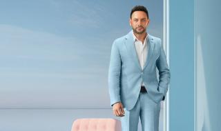 بعد عاصي الحلاني ووائل جسار، زوجة مصطفى قمر بطلة في كليبه الجديد لأوّل مرّة… شاهدوا الفيديو