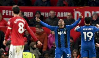 بطولة إنكلترا: عقدة يونايتد مع بورنموث تتواصل بتعادل مثير 4-4