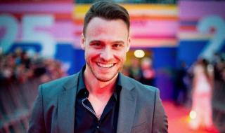 بالصور- كرم بورسين يبدأ العام ٢٠٢٦ بحبّ جديد .. إقرأوا التّفاصيل