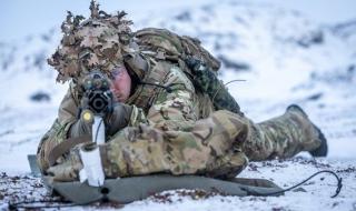 كندا تدرس إرسال قوات إلى جرينلاند