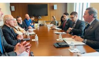 «أبوظبي للسلم» يعقد لقاءً تشاورياً مع مسؤولين أميركيين وبريطانيين