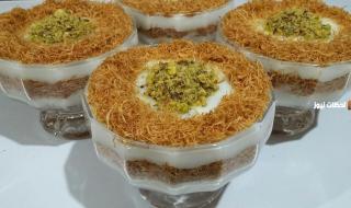 أحلى تحلية رمضانيه على قد الايد.. طريقة عمل كاسات الكنافة بالموز بخطوات سهلة