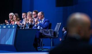 حزب المستشار الألماني يدعم حظر منصات التواصل على الأطفال