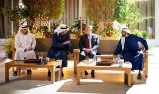 رئيس الدولة وملك الأردن يبحثان التطورات الإقليمية وتداعياتها على الأمن والاستقرار في المنطقة