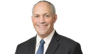 مسؤول سابق في وزارة الدفاع الأميركية لـ «الاتحاد»: الإمارات قادرة على مواجهة التهديدات الإيرانية بكفاءة عالية