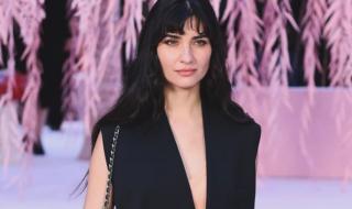 بين الجرأة والجدل.. توبا بويوكستون راقصة في نادي ليلي تخطف الأنظار في “سلطانة”