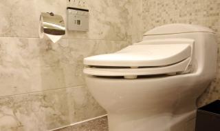 اليابان | كيف يستخدم اليابانيون خاصية الرذاذ؟ استطلاع يسلّط الضوء على المراحيض الذكية في اليابان