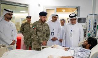 رئيس فريق إدارة الطوارئ والأزمات بأبوظبي يطمئن على المصابين جراء الاعتداءات الإيرانية الغاشمة