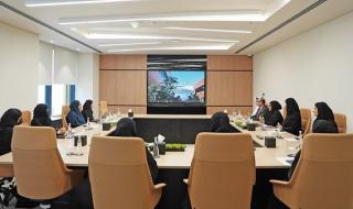 جميلة القاسمي تطلع على إنجازات مؤسسة الشارقة للتمكين الاجتماعي