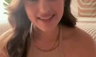 شاهد بالصورة والفيديو.. حسناء فائقة الجمال من إحدى الجنسيات العربية تصرح: (نفسي اتزوج زول سوداني لأنهم رجال شديد وأنا بحبهم)