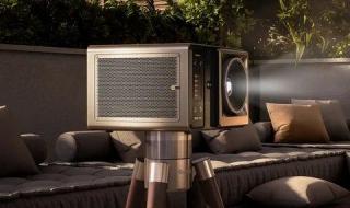 تكنولوجيا: هايسنس تطلق رسميا جهاز العرض الليزري الجديد XR10 بسطوع فائق وتقنية تبريد سائل