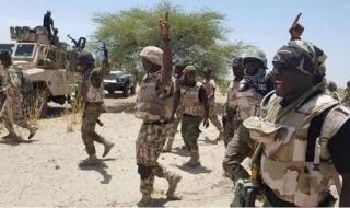 نيجيريا: القضاء على 27 إرهابياً وإنقاذ 8 مختطفين