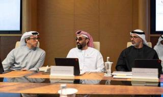 طحنون بن زايد يترأّس اجتماع مجلس الشؤون الاستثمارية التابع للمجلس الأعلى للشؤون المالية والاقتصادية