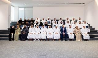 بلدية دبي تحتفي بتخريج دفعة من برنامج «قيادات المستقبل»