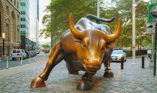 الأسهم الأمريكية تغلق مرتفعة مع إقبال المستثمرين على أسهم الذكاء الاصطناعي لتحقق مكاسب أسبوعية