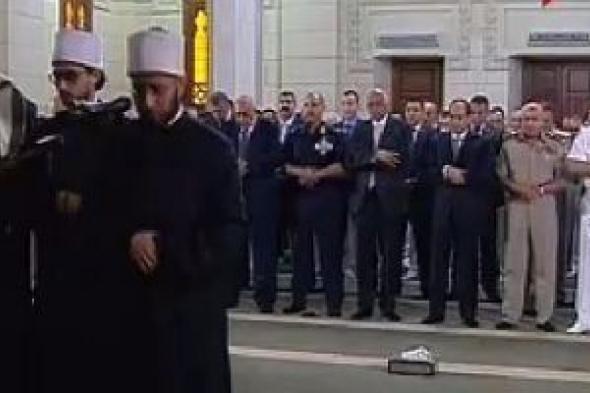 الرئيس السيسى يهنئ الشعب المصرى بحلول عيد الأضحى