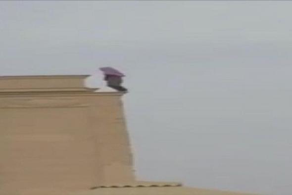 السعودية | فيديو.. خادمة تحاول الانتحار بالقصيم والشرطة تحقق